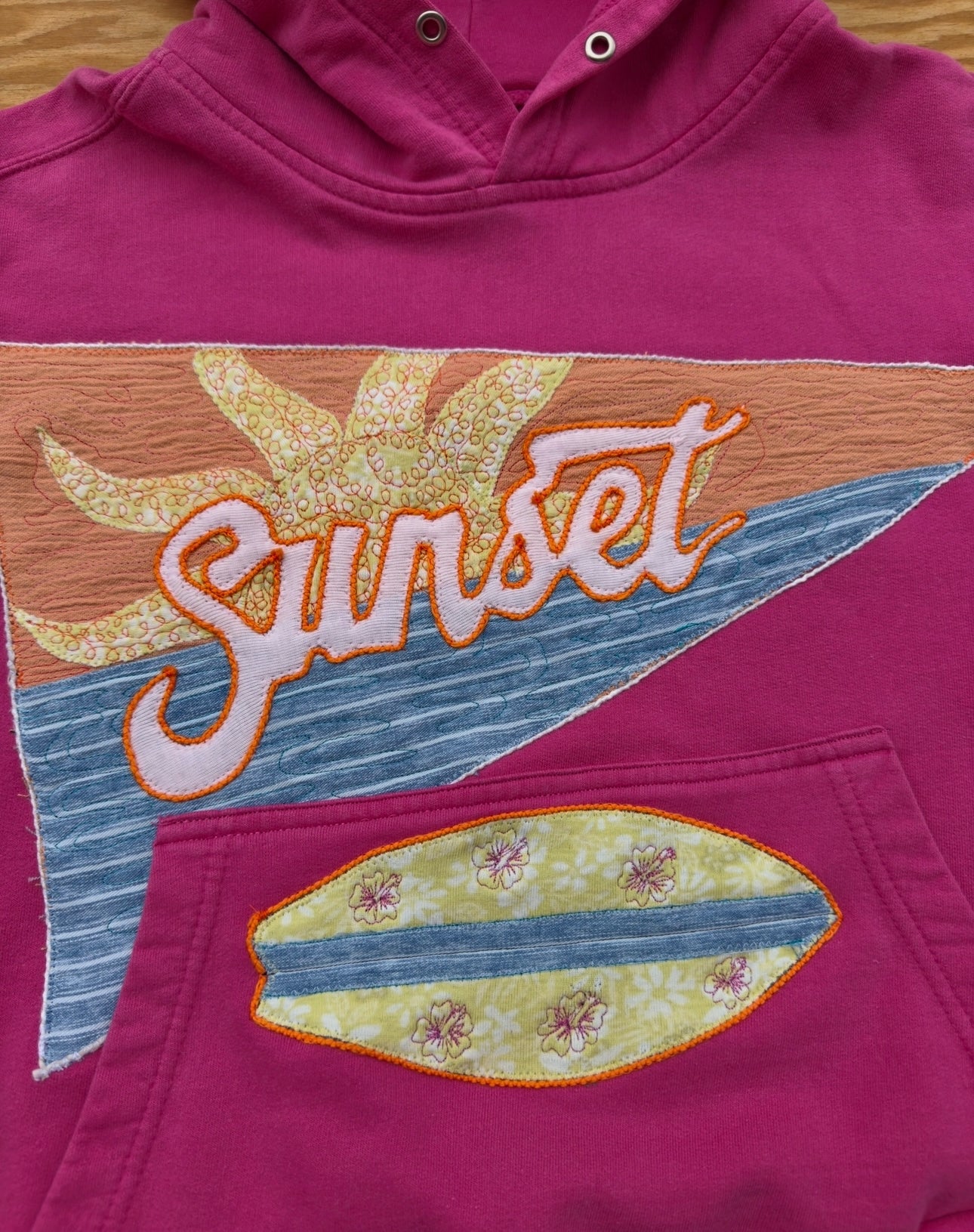 SUNSET PENNANT HOODIE