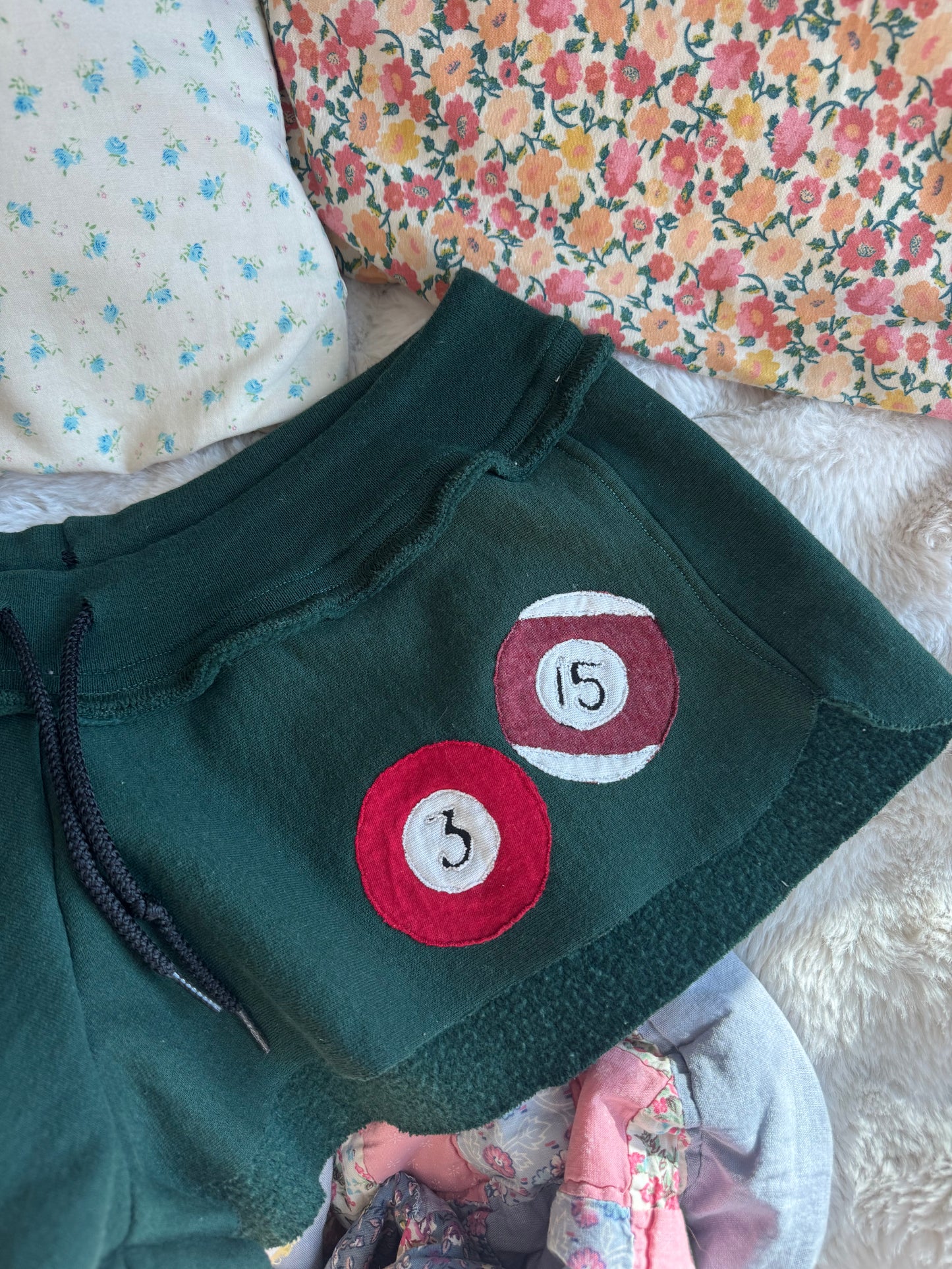 EVERYWHERE CUTOFFS - POOL BALL