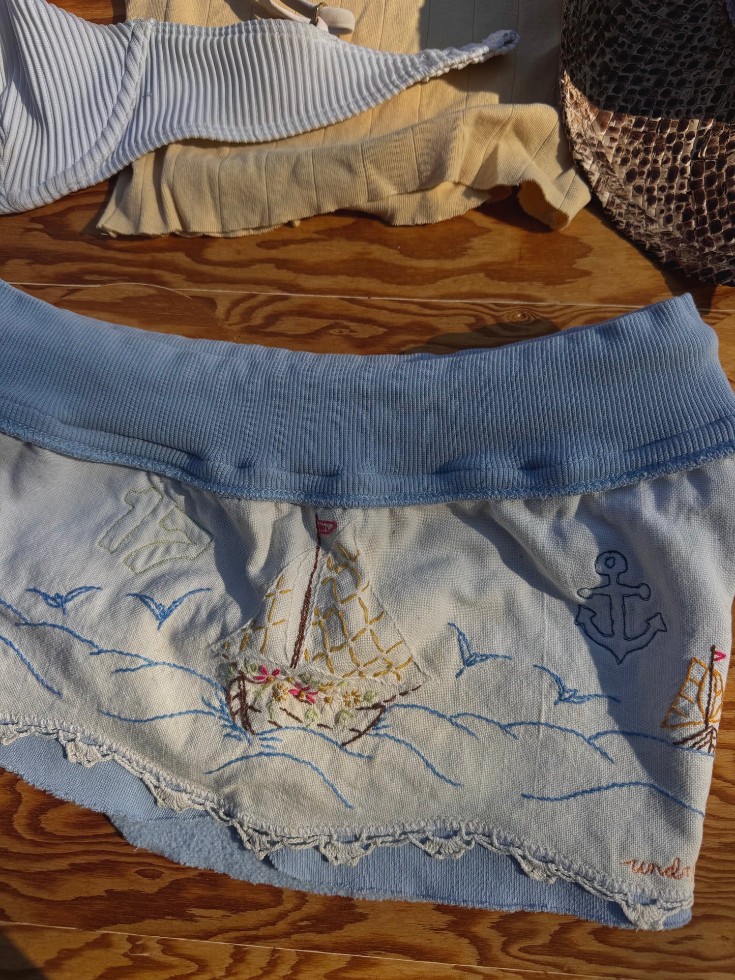 EVERYWHERE CUTOFFS - SAILING SCRAPBOOK