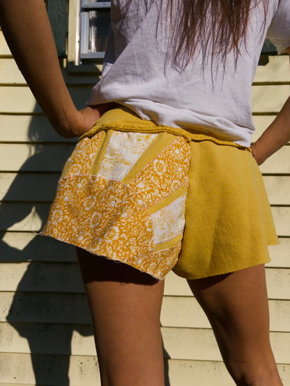 EVERYWHERE CUTOFFS - SUNSHINE