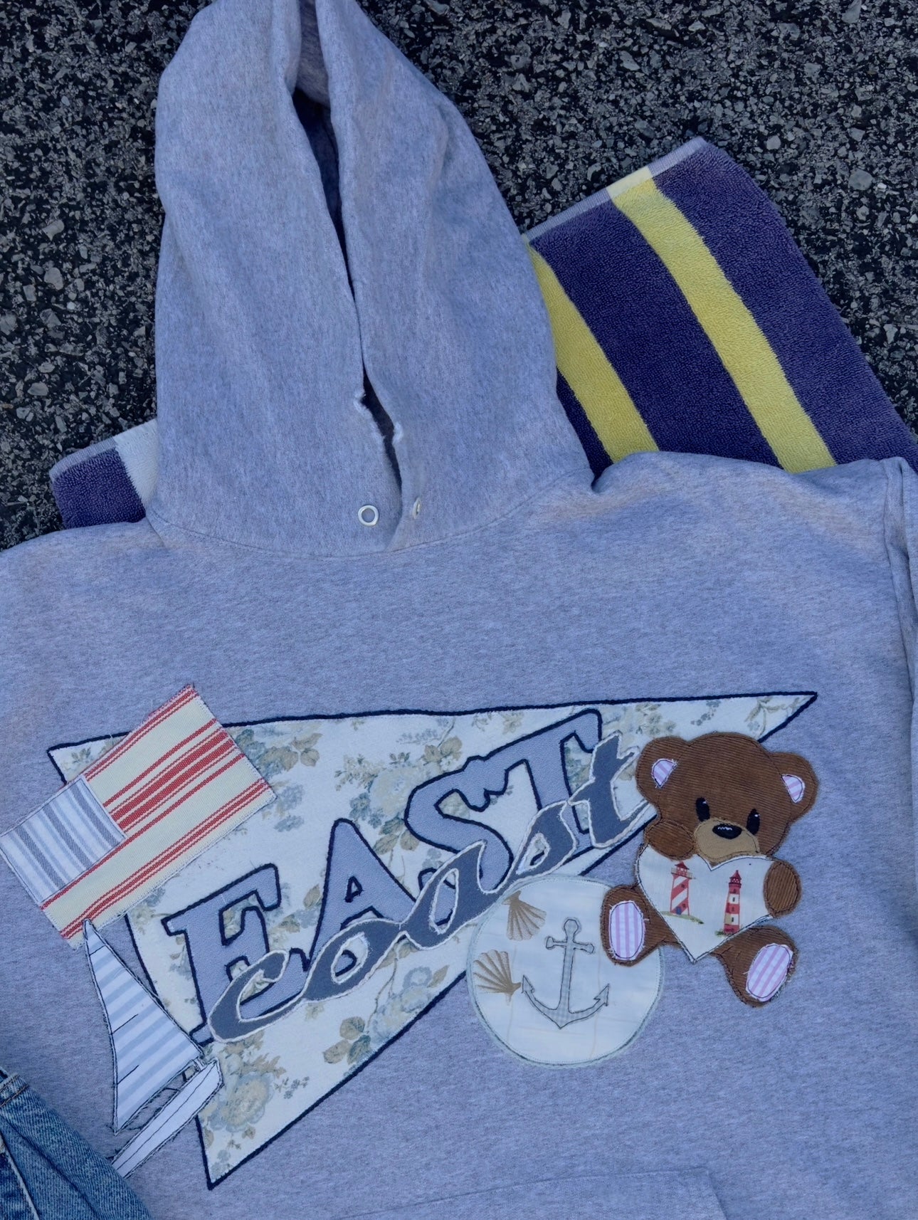 EAST COAST PENNANT HOODIE
