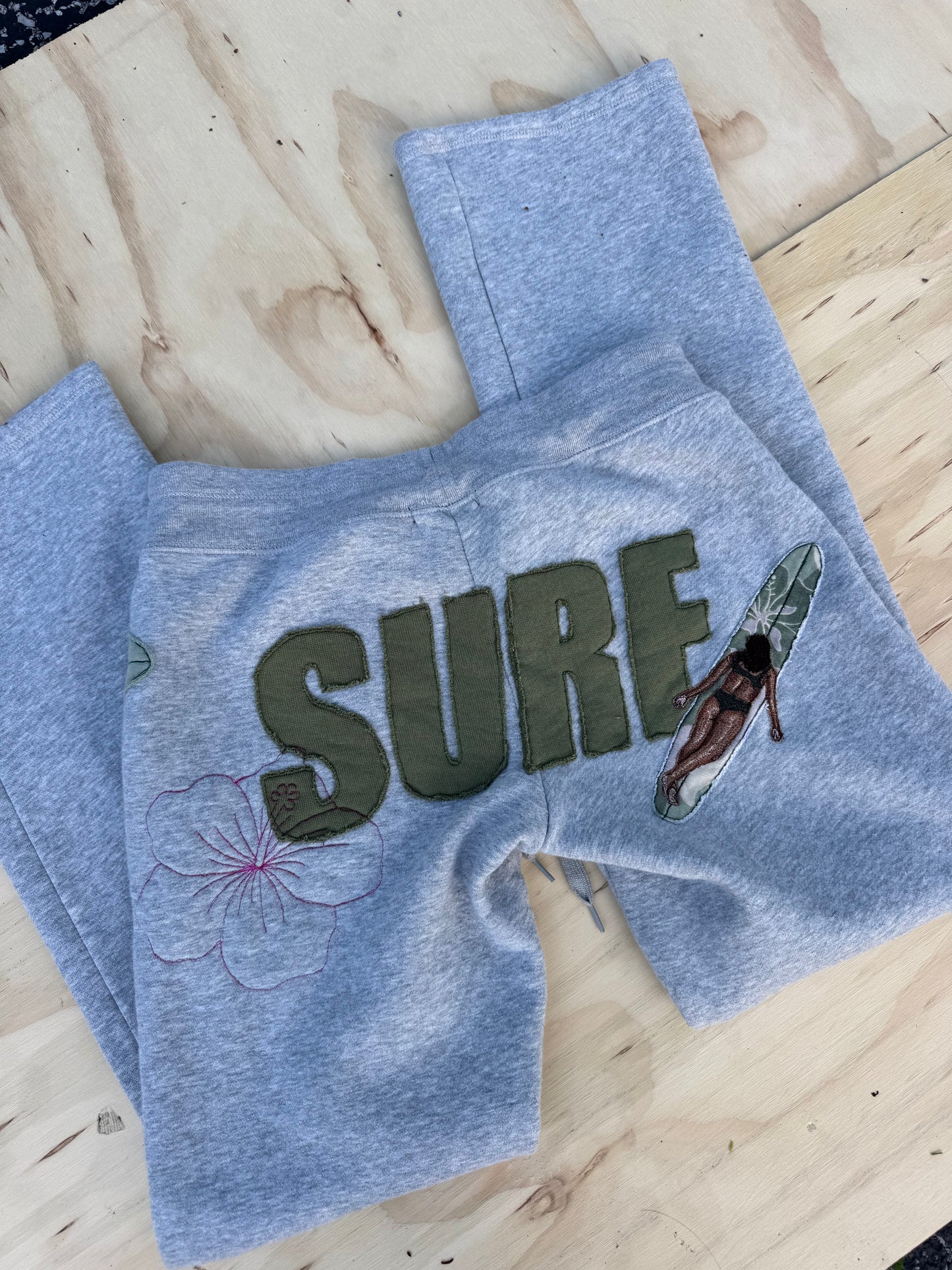 SURF BUTT - GREY