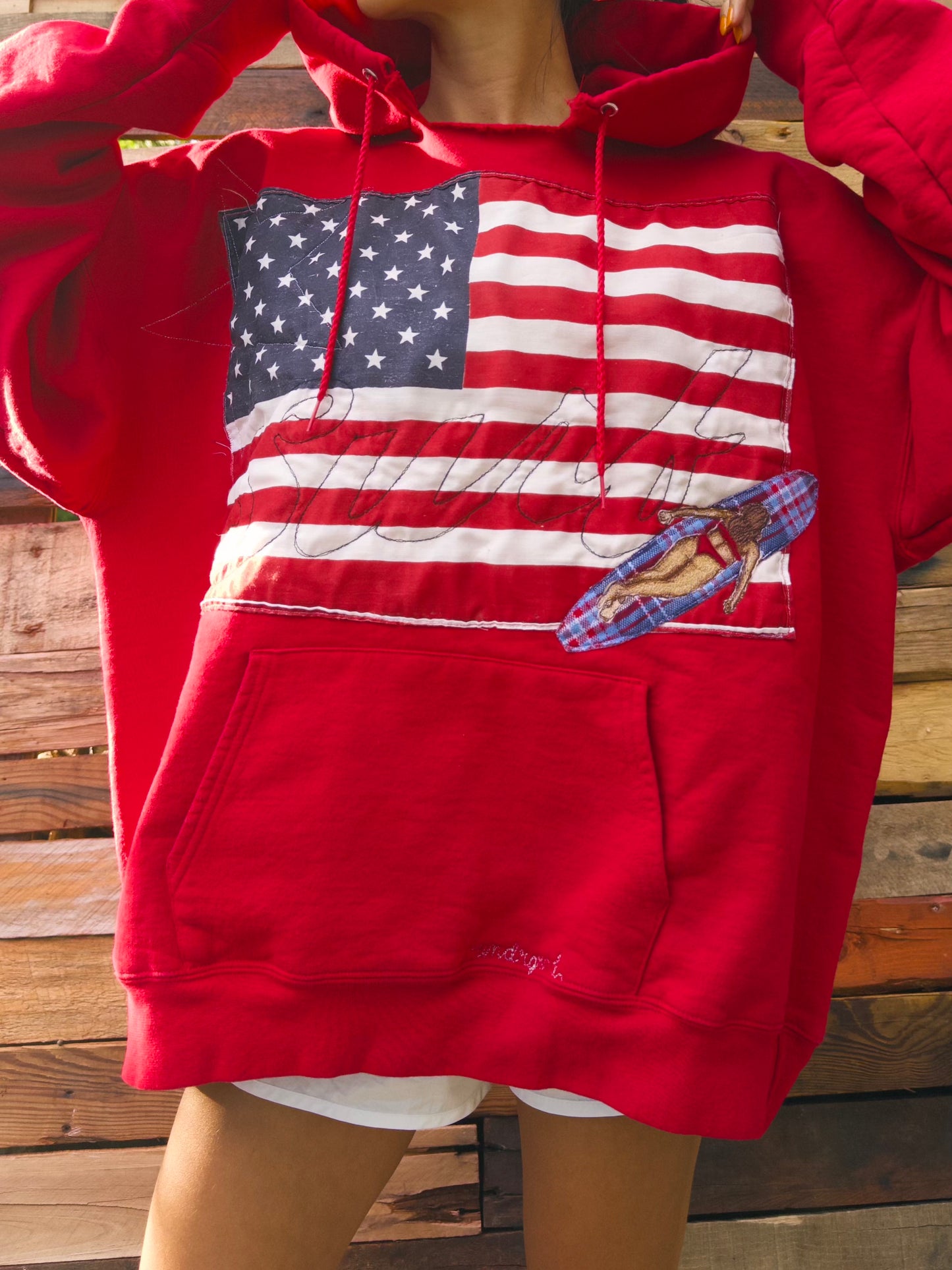 SALTWATER HOODIE - AMERICANA RED