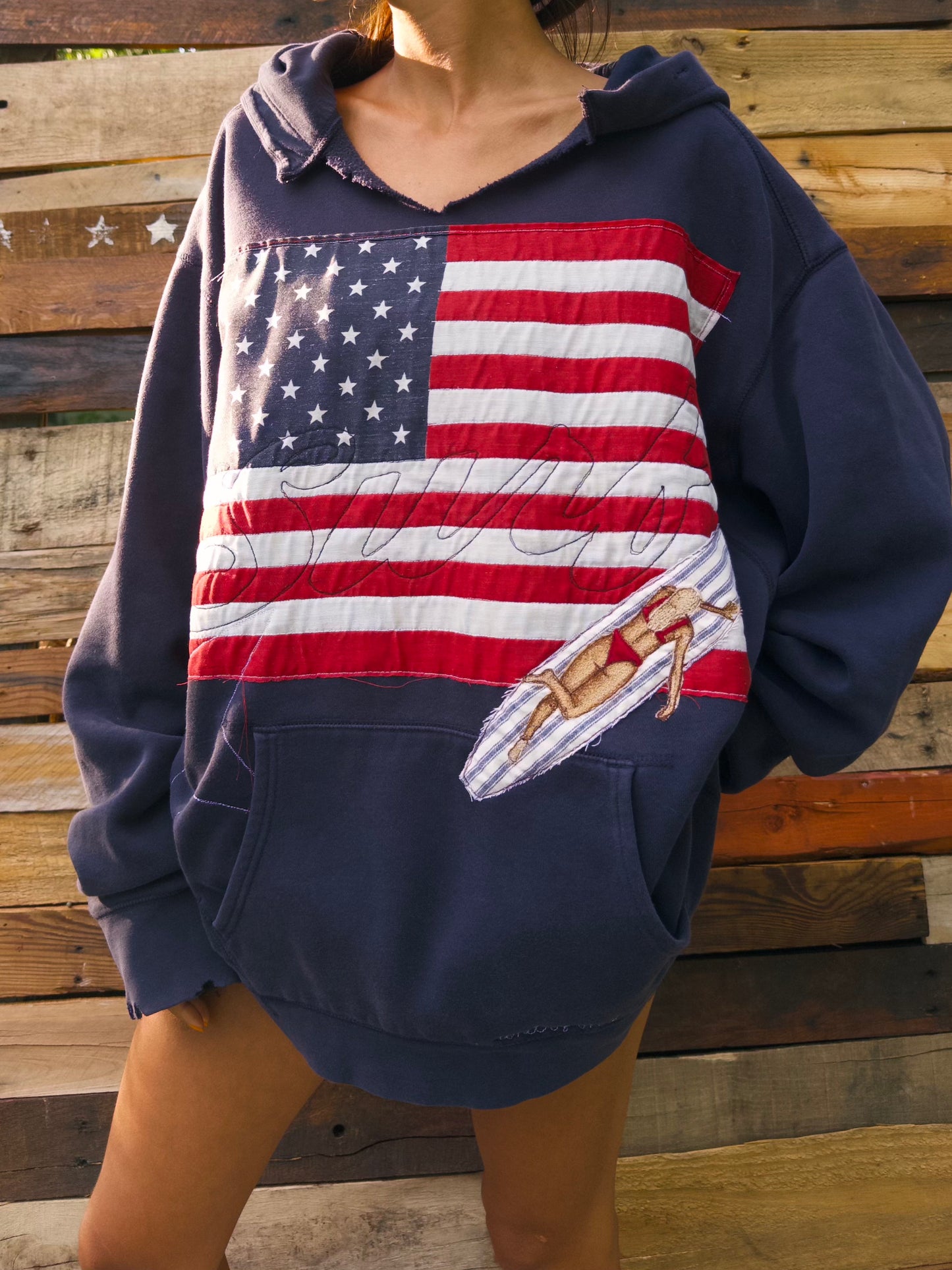SALTWATER HOODIE - AMERICANA NAVY