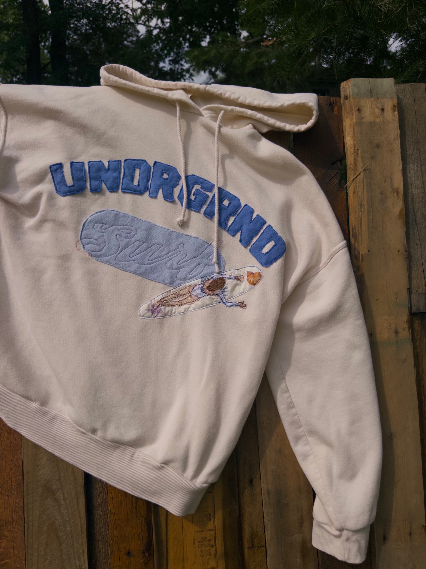 SALTWATER HOODIE - SHELLY
