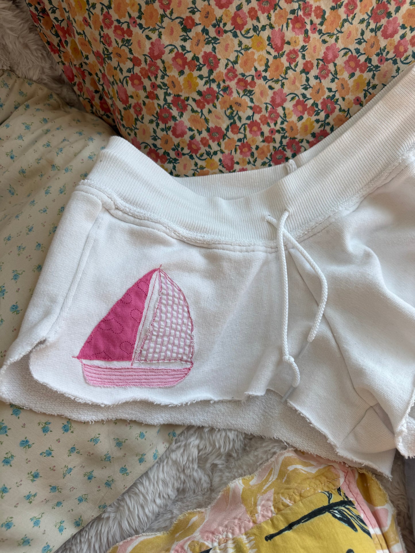 EVERYWHERE CUTOFFS - SET SAIL