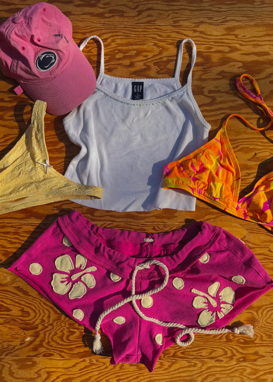 EVERYWHERE CUTOFFS - POLKA DOT HIBISCUS