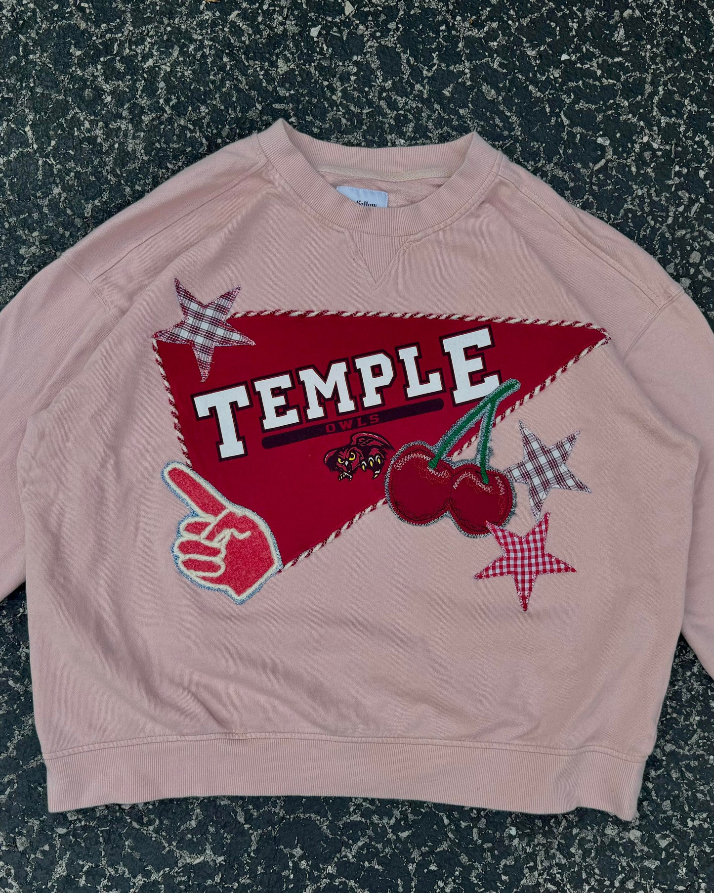 TEMPLE PENNANT HOODIE